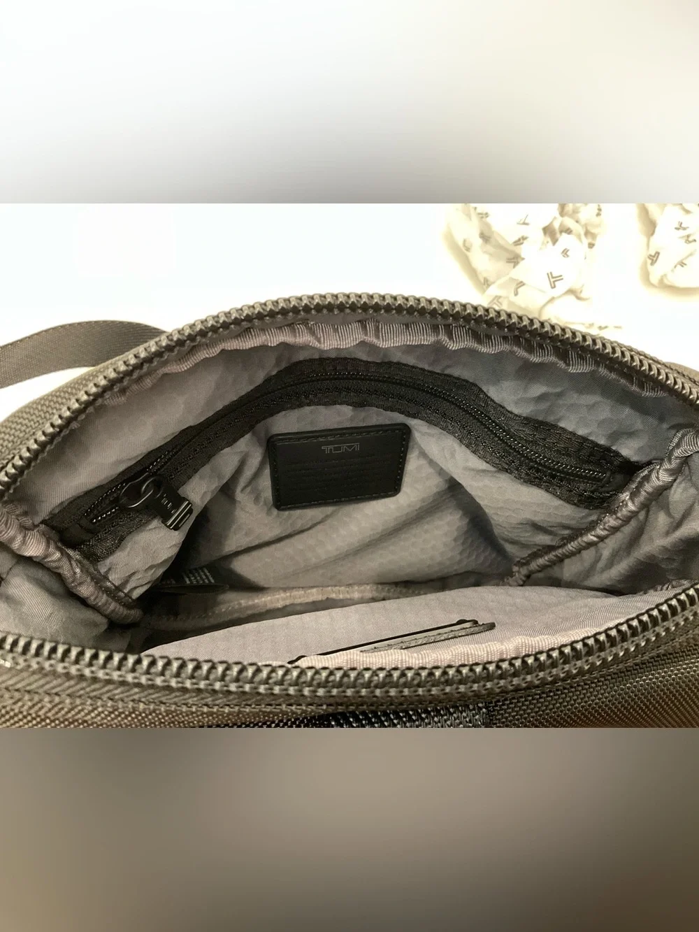 NEW Tumi ALPHA BRAVO JUNIOR 9.5” Ballistic Nylon Sling Crossbody Bag - BLACK
